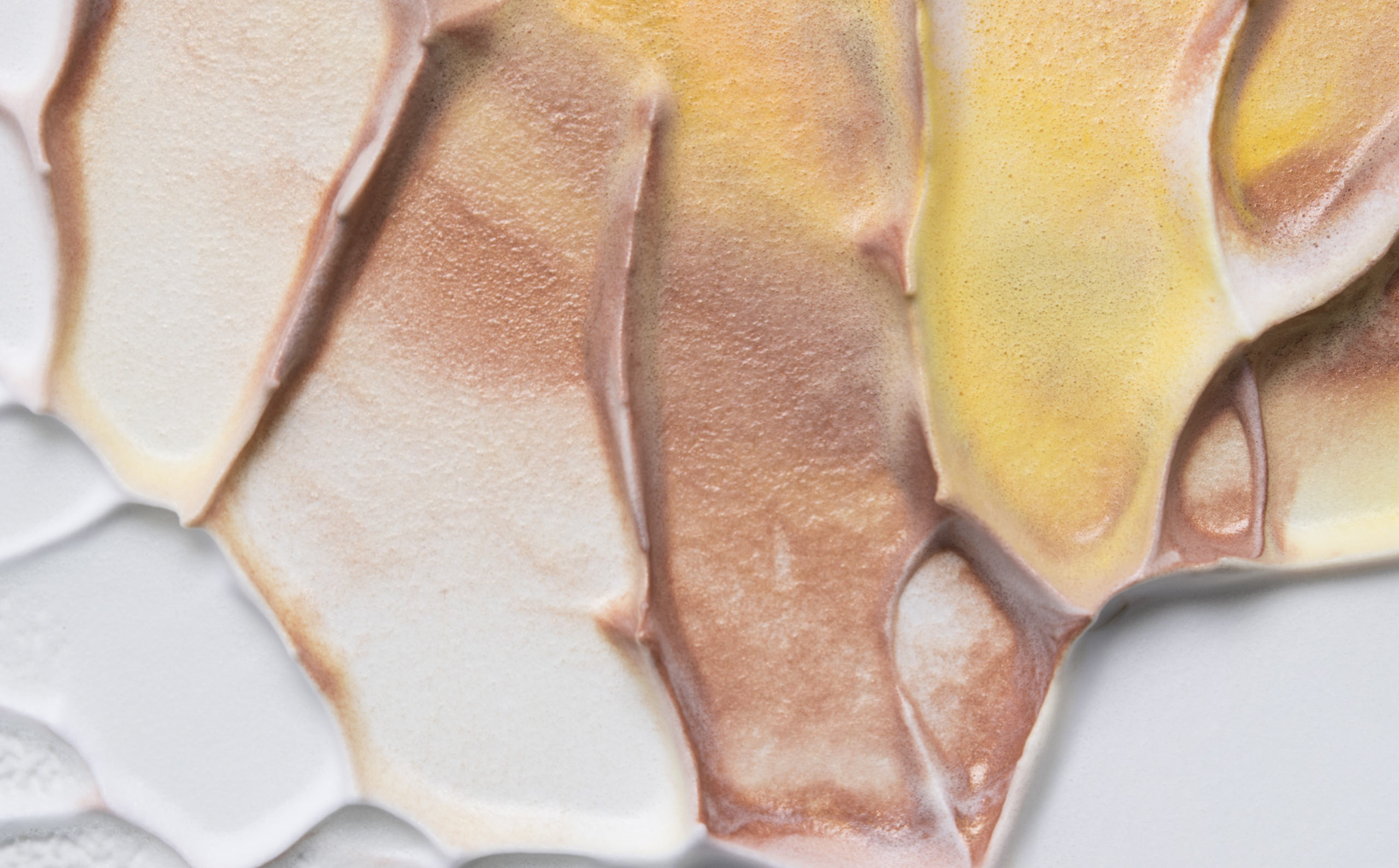 white-brown-yellow-cracked-textured-design-pattern-background